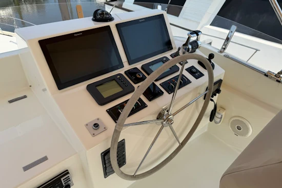 Grand Banks 54 Yacht For Sale