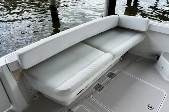 Back Cove 33 Yacht For Sale