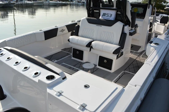 Fountain 32 NX Yacht For Sale