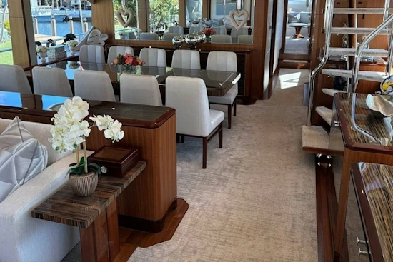 Ocean Alexander Sky Lounge Yacht For Sale