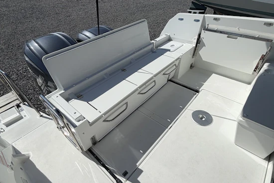 Jeanneau NC 895 Series 2 Yacht For Sale