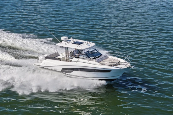 Jeanneau Leader 10.5 WA Yacht For Sale