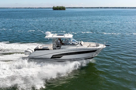 Jeanneau Leader 10.5 WA Yacht For Sale
