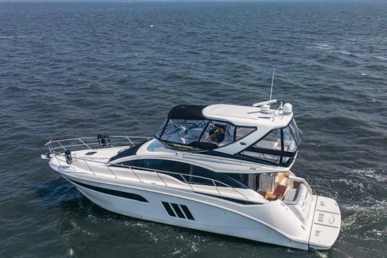 Sea Ray 510 Fly Yacht For Sale