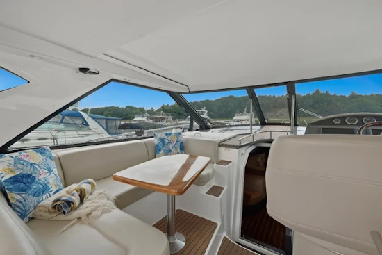 Regal 46 Sports Coupe Yacht For Sale