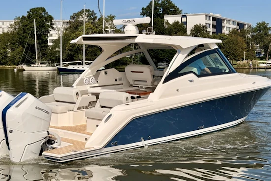 Tiara Yachts 34 LX Yacht For Sale