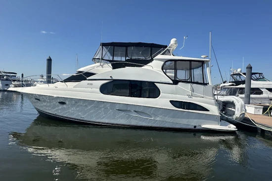 Silverton 43 Motor Yacht Yacht For Sale