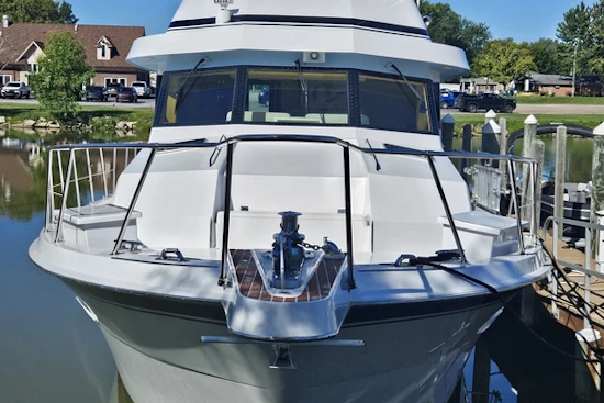 Hatteras 70 Cockpit Motor Yacht Yacht For Sale