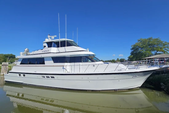 Hatteras 70 Cockpit Motor Yacht Yacht For Sale