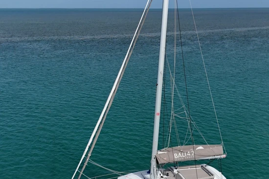 Bali 4.2 Yacht For Sale