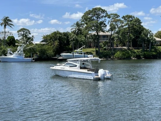 Nimbus Weekender 9 Yacht For Sale