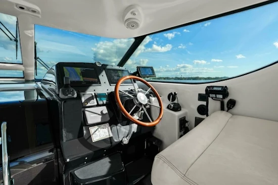Tiara Yachts 4300 Sovran Yacht For Sale