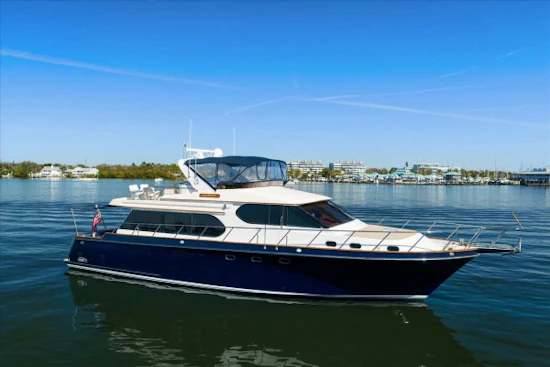 Ocean Alexander Pilot House Yacht For Sale