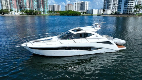 Galeon 405 HTS Yacht For Sale