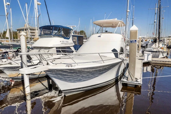 Luhrs 41 Convertible Yacht For Sale