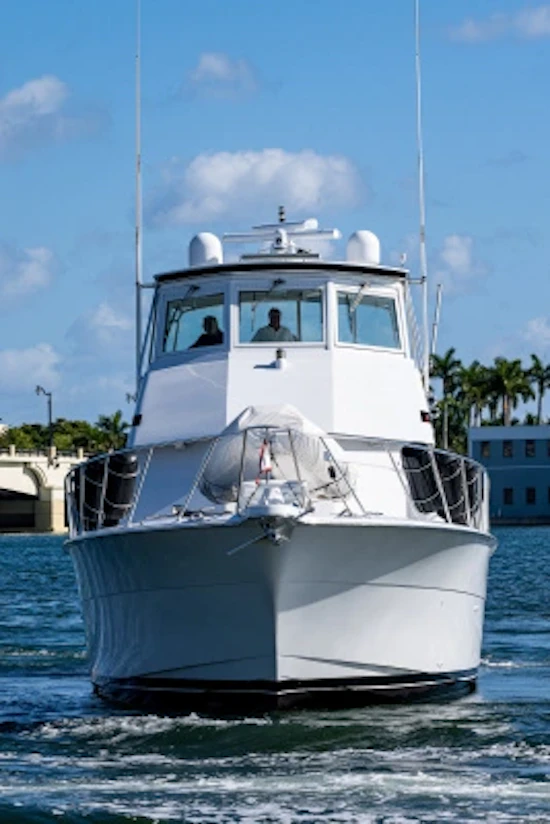Hatteras 65 Convertible Yacht For Sale