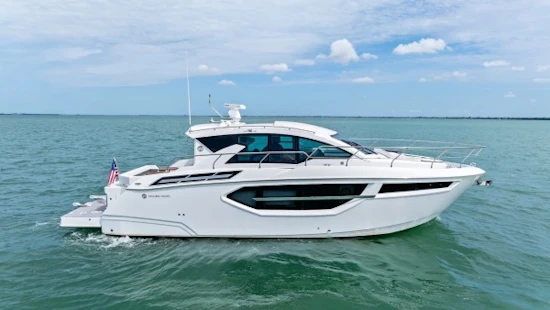 Cruisers Yachts 42 Cantius Yacht For Sale