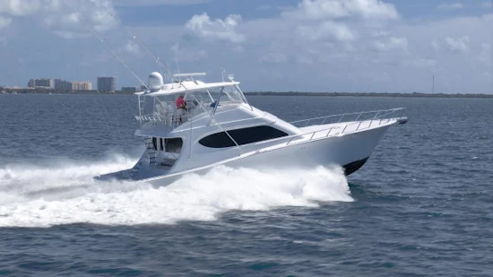 Hatteras GT70 Yacht For Sale