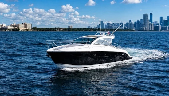Pursuit 365i Sport Coupe Yacht For Sale