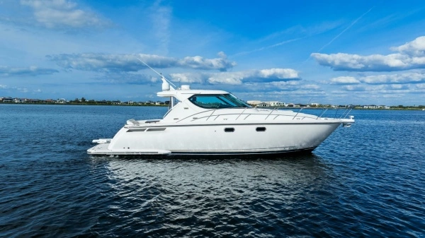 2007 Tiara Yachts 4300 Sovran 40' Yacht For Sale | THOUGHT ABOUT