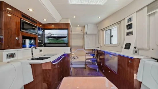 Formula 430 Super Sport Crossover Yacht For Sale