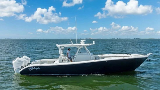 Yellowfin 39 Center Console  Yacht For Sale