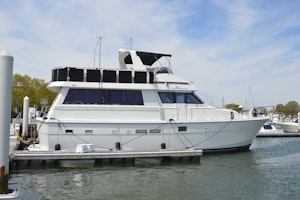 Picture Of: 54' Hatteras 54 EDMY 1990 Yacht For Sale | 1 of 86