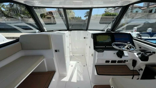 Everglades 340 Dual Console Yacht For Sale