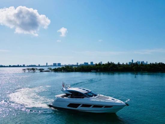 Sunseeker Predator 57 Yacht For Sale