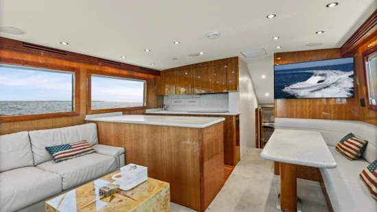Hatteras 54 Convertible Yacht For Sale