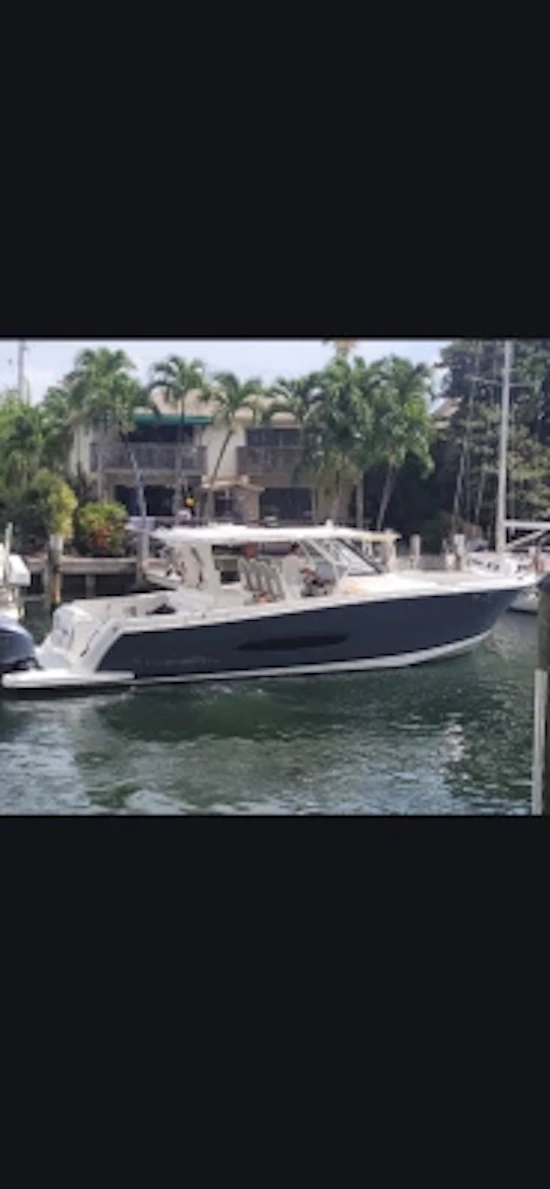 Regal SAV Yacht For Sale