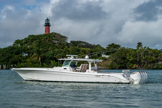 HCB Suenos Yacht For Sale
