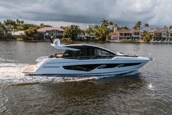 Sunseeker Predator 65 Yacht For Sale