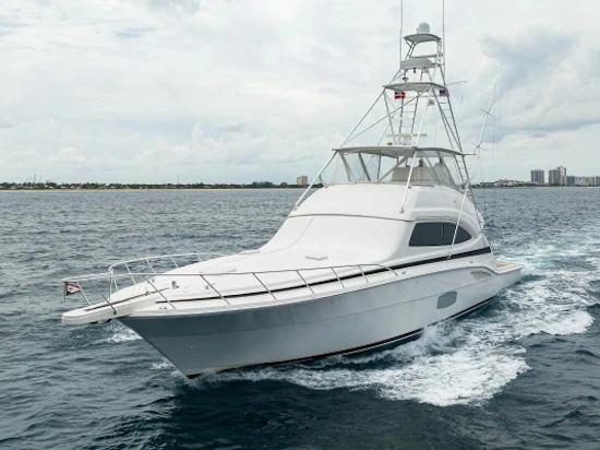 Bertram 700 Yacht For Sale