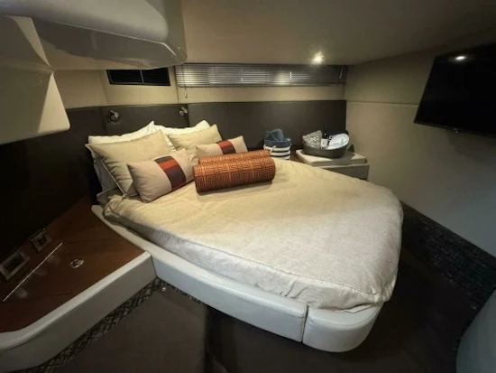 Sea Ray 470 Sundancer Yacht For Sale