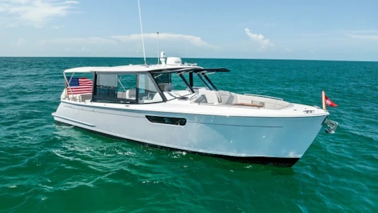MJM M3 Yacht For Sale