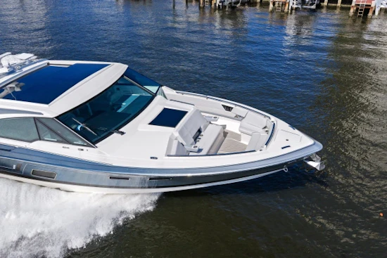 Formula 500 Super Sport Crossover Yacht For Sale