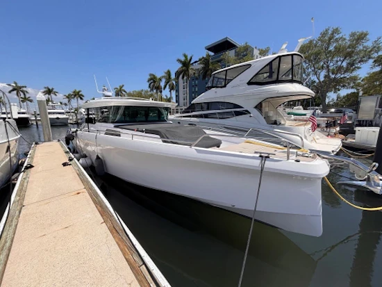 Axopar 45 XC Cross Cabin Yacht For Sale