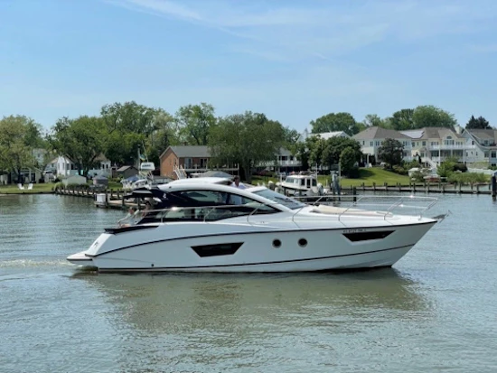 Beneteau Gran Turismo 40 Yacht For Sale