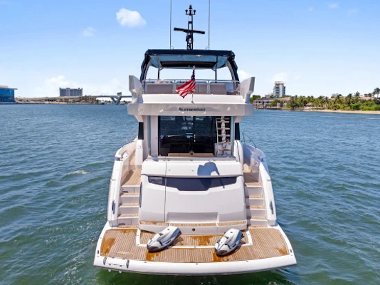 Sunseeker Manhattan 68 Yacht For Sale