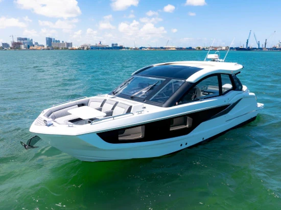 Galeon 375 GTO Yacht For Sale