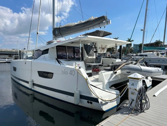 Fountaine Pajot Isla 40 Yacht For Sale