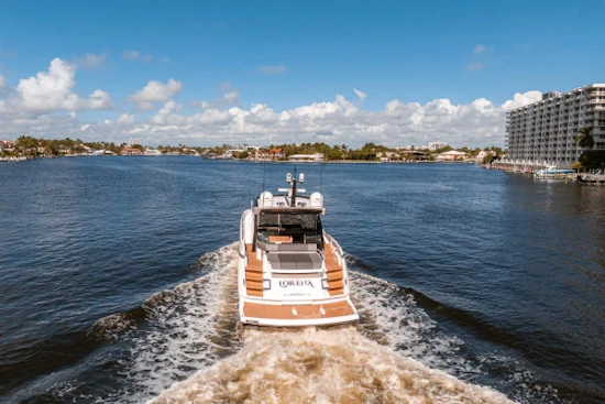Sunseeker Predator 65 Yacht For Sale