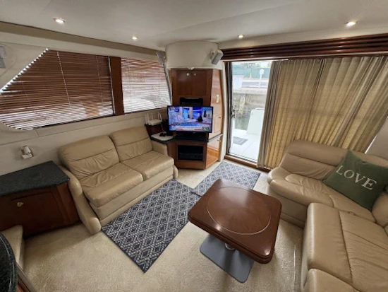 Carver 450 Voyager Pilothouse Yacht For Sale