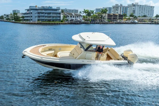 Chris-Craft Catalina 30 Yacht For Sale