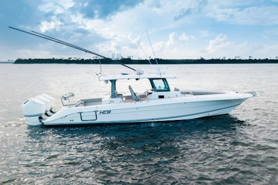 HCB 42 Lujo Yacht For Sale