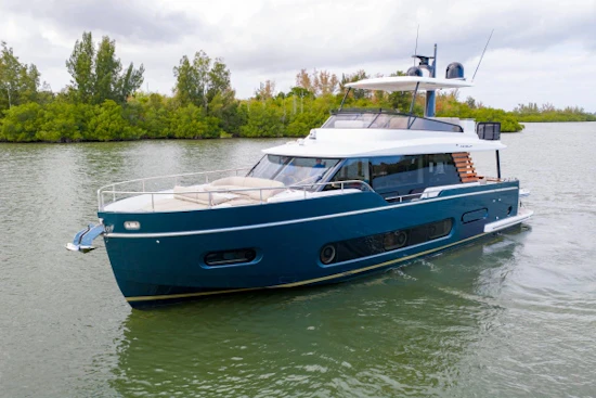 Azimut Magellano 60 Yacht For Sale