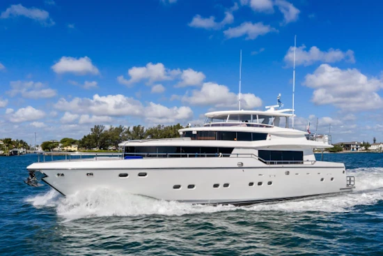 Johnson 87' Motor Yacht Yacht For Sale
