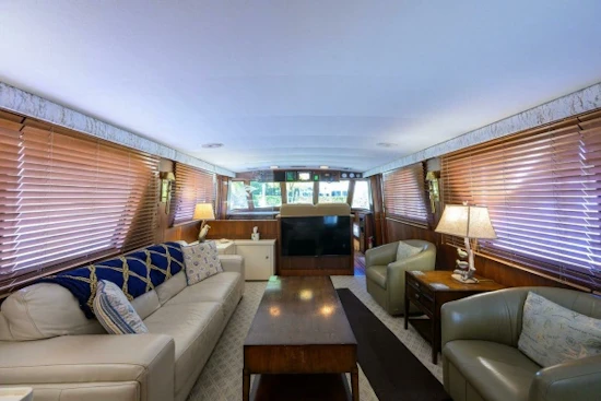 Hatteras 63 Motor Yacht Yacht For Sale