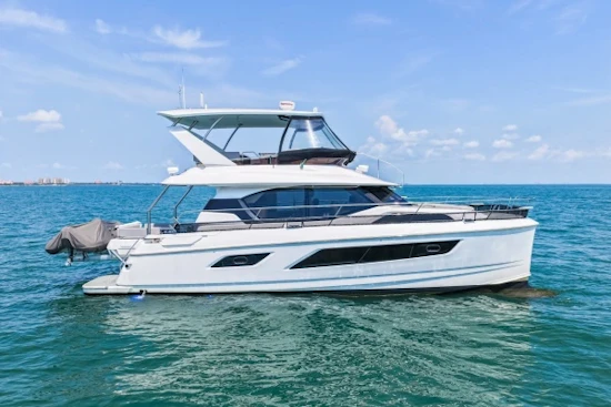 Aquila 44 Yacht Yacht For Sale
